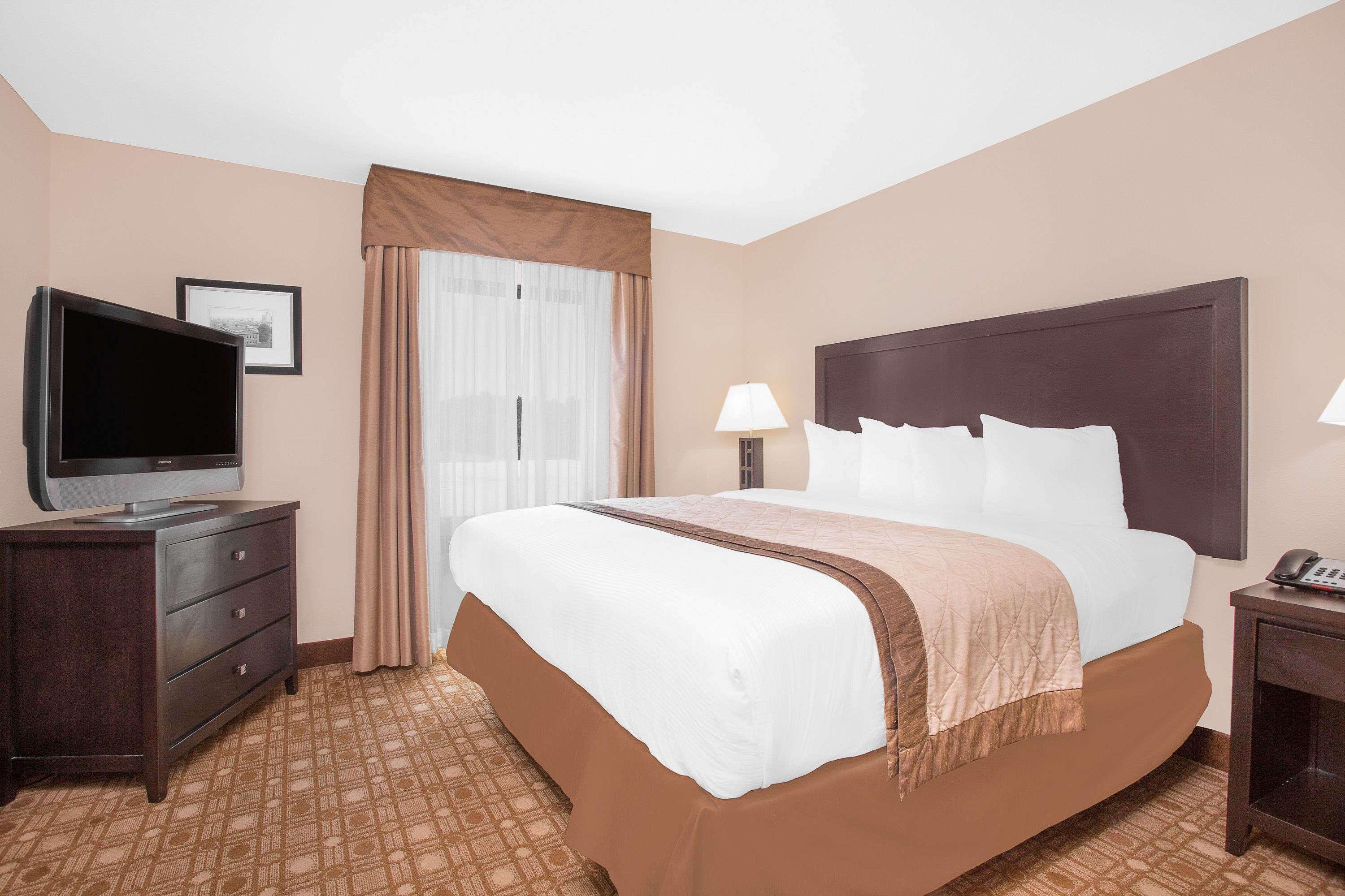 Baymont By Wyndham Augusta West Hotel Екстериор снимка