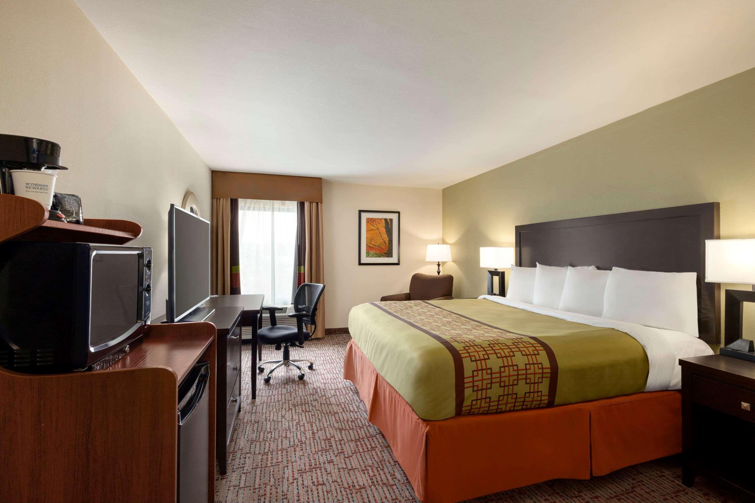 Baymont By Wyndham Augusta West Hotel Екстериор снимка