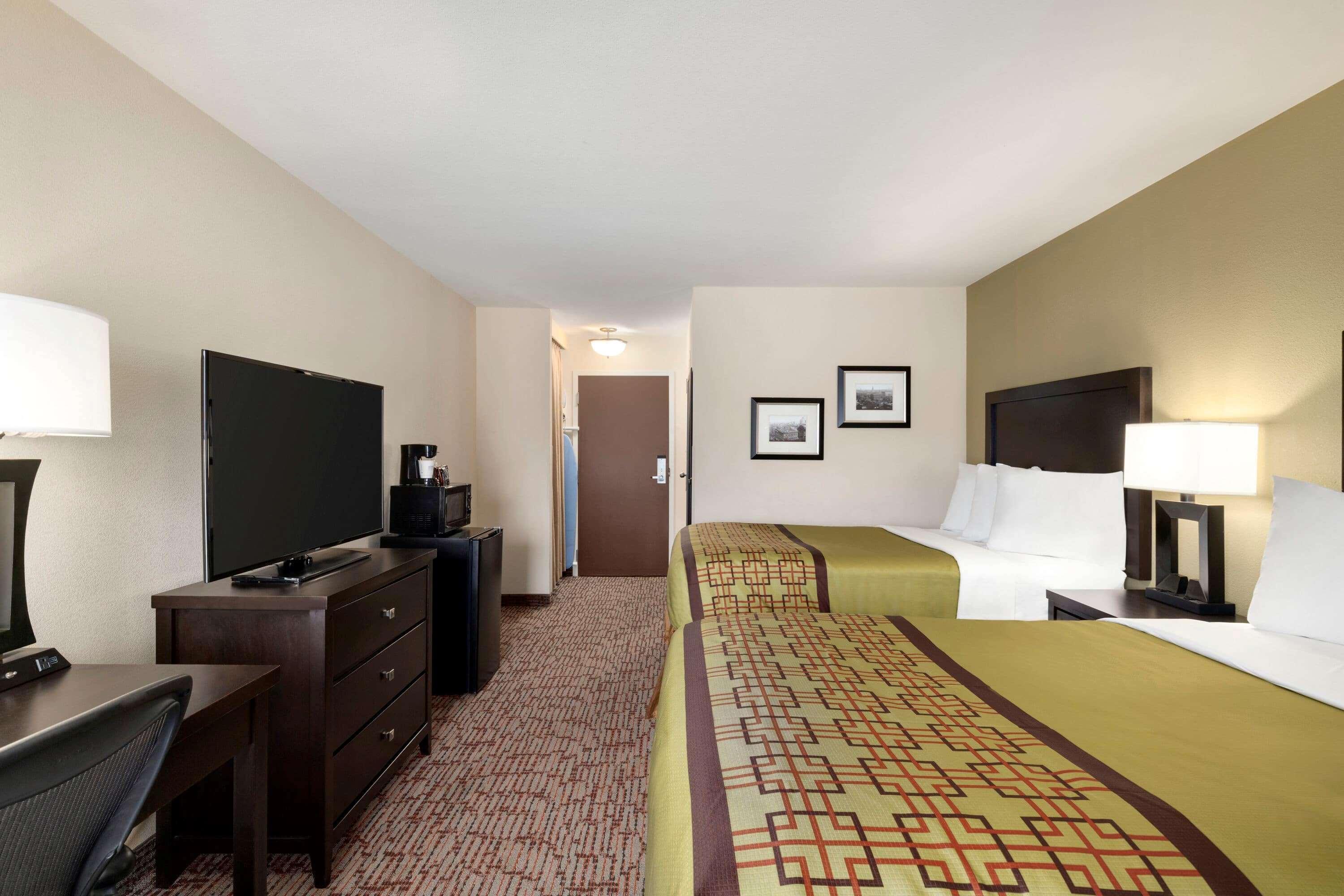 Baymont By Wyndham Augusta West Hotel Екстериор снимка
