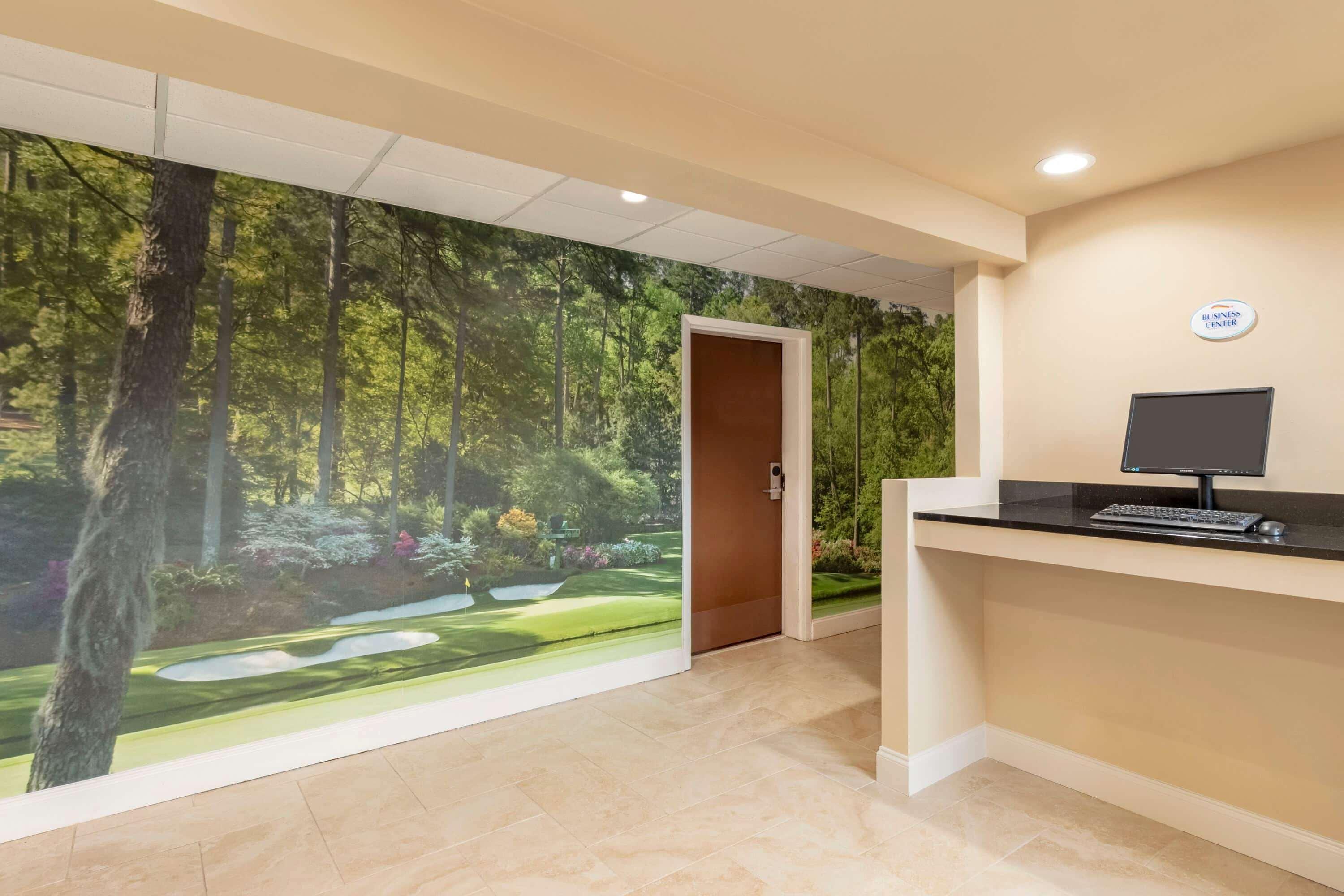 Baymont By Wyndham Augusta West Hotel Екстериор снимка