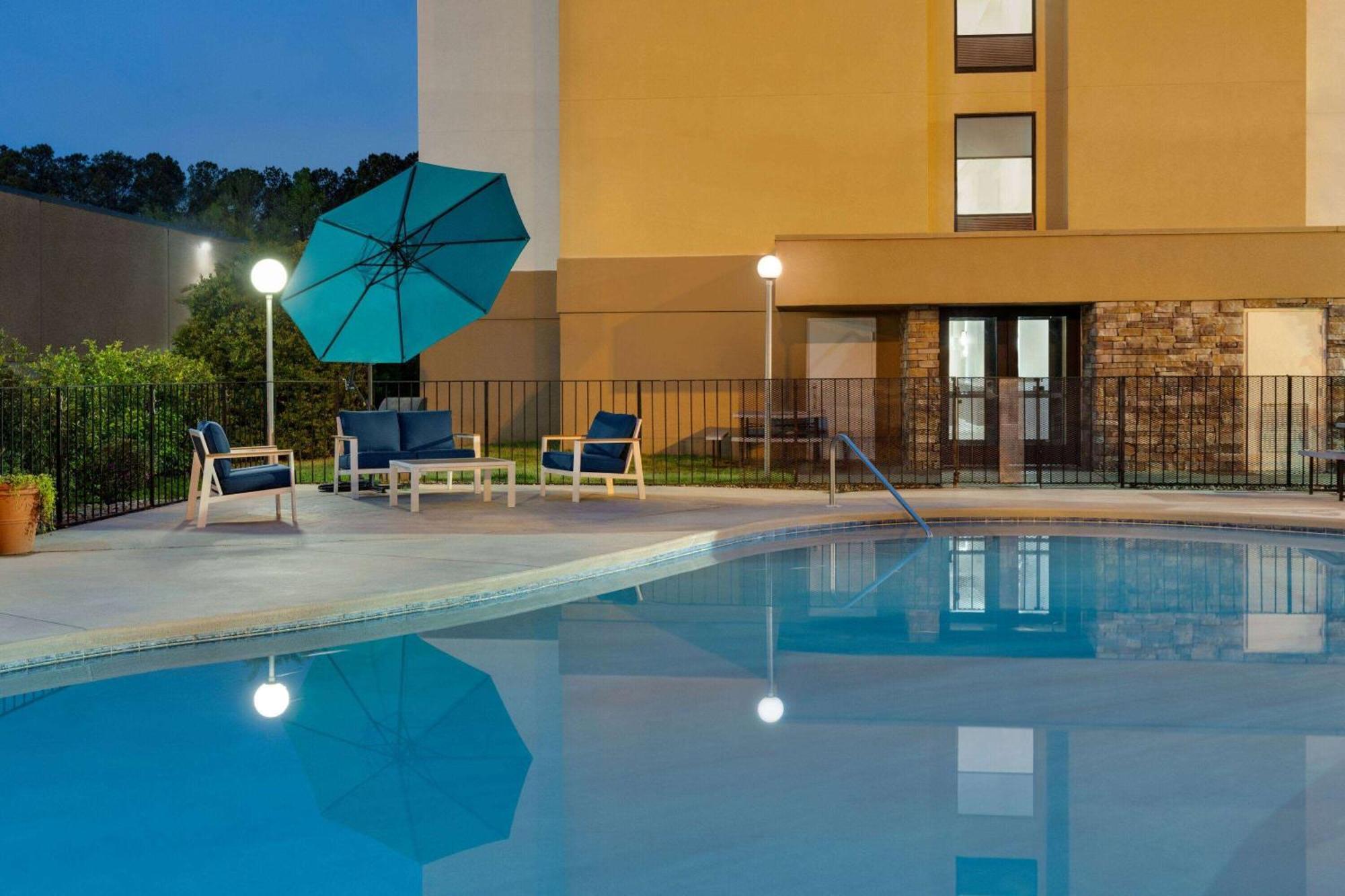 Baymont By Wyndham Augusta West Hotel Екстериор снимка